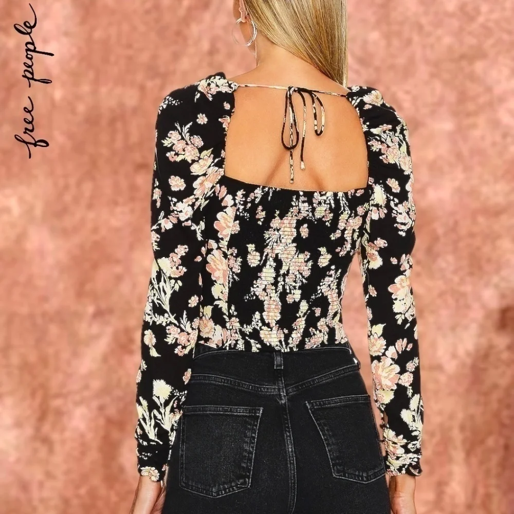 FREE PEOPLE Hilary Square-Keyhole-Neck Long Sleeve Ruch-Smock Details Top Lg